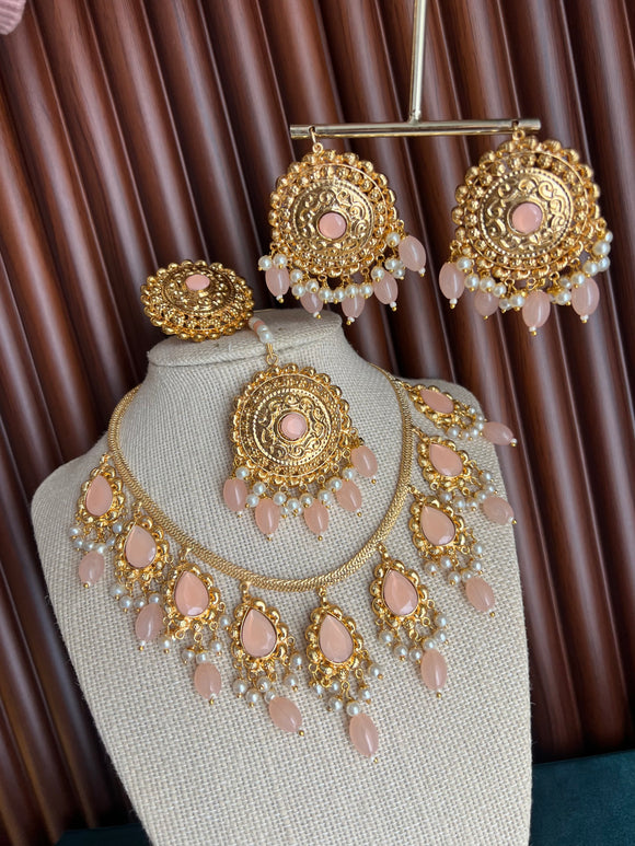 Necklace set